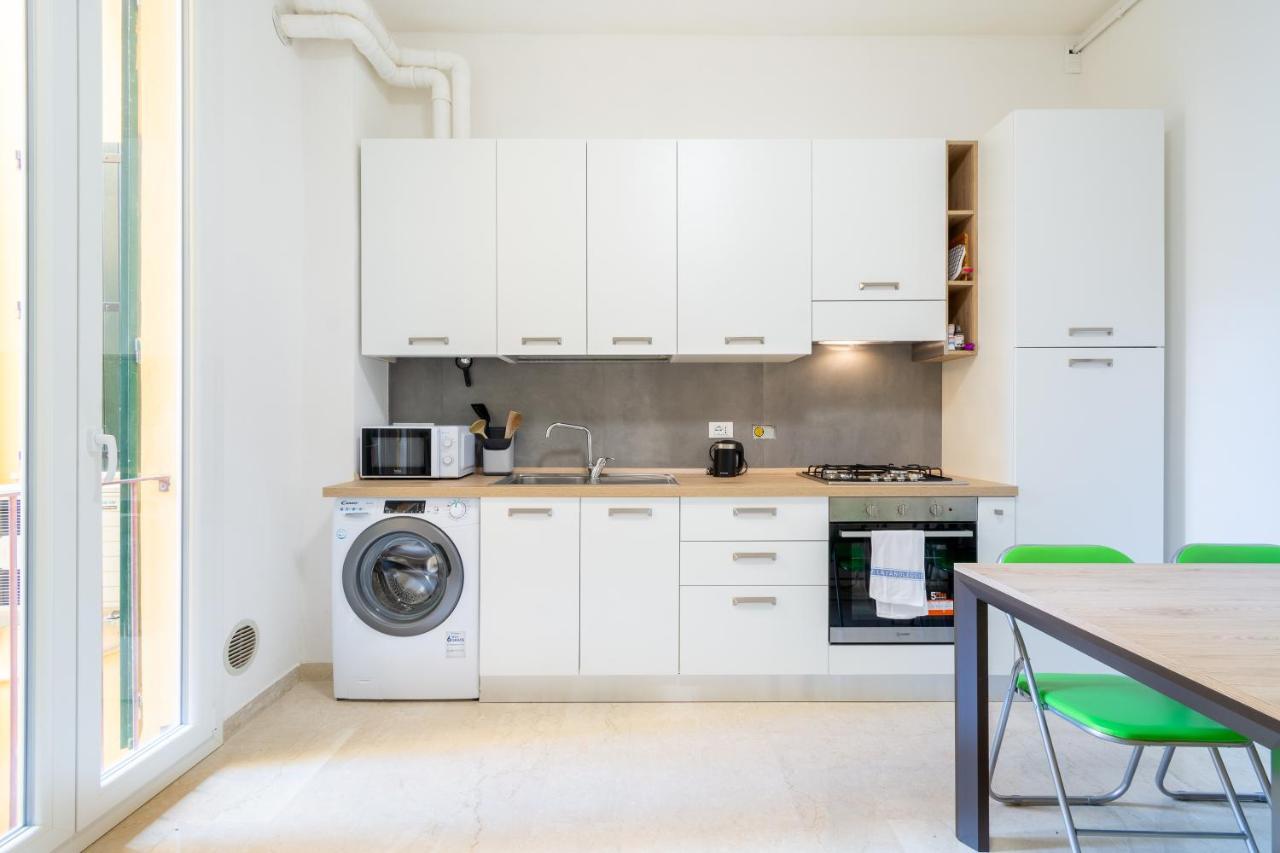 Housmart San Carlo 17 Apartman Bologna Kültér fotó