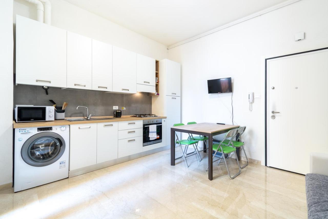 Housmart San Carlo 17 Apartman Bologna Kültér fotó